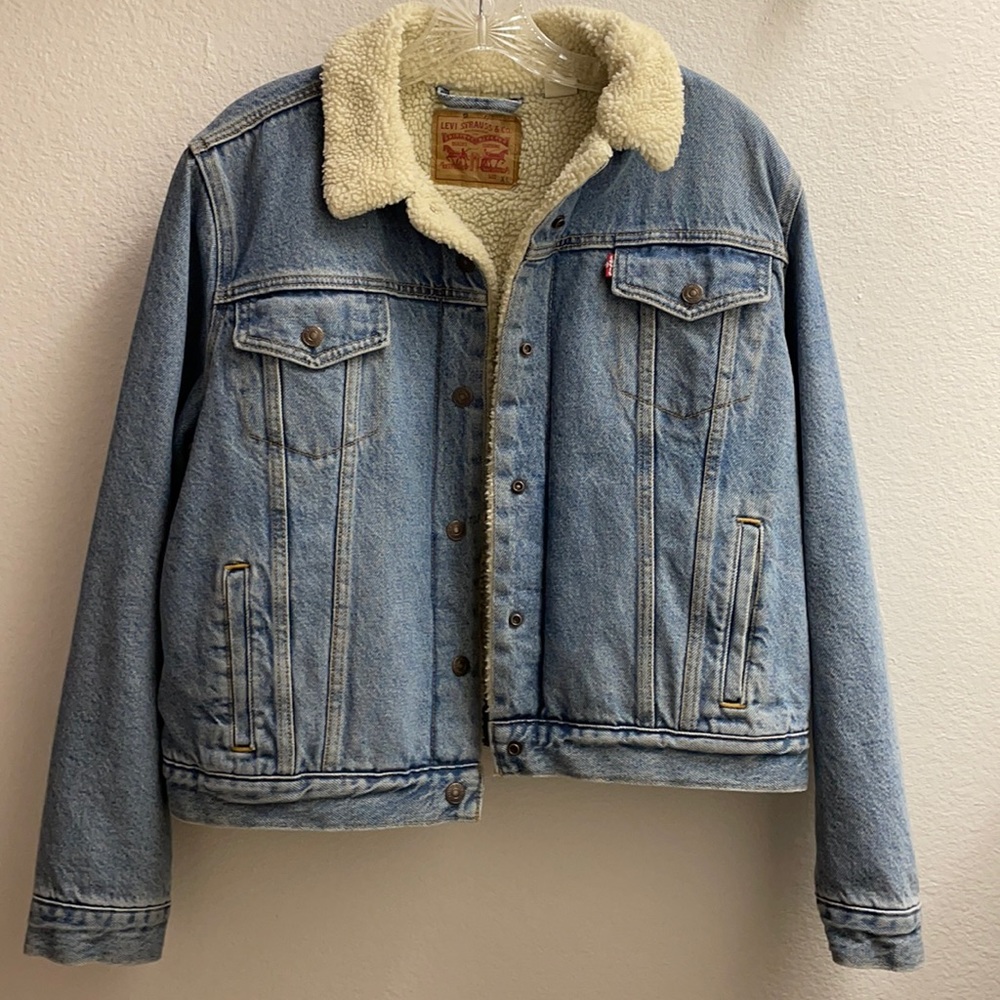 Levi’s Sherpa Trucker jacket